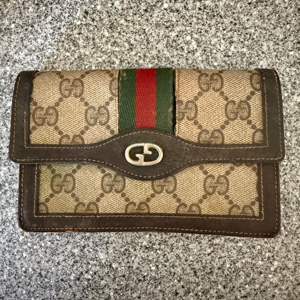 VINTAGE Gucci Monogram Canvas Wallet